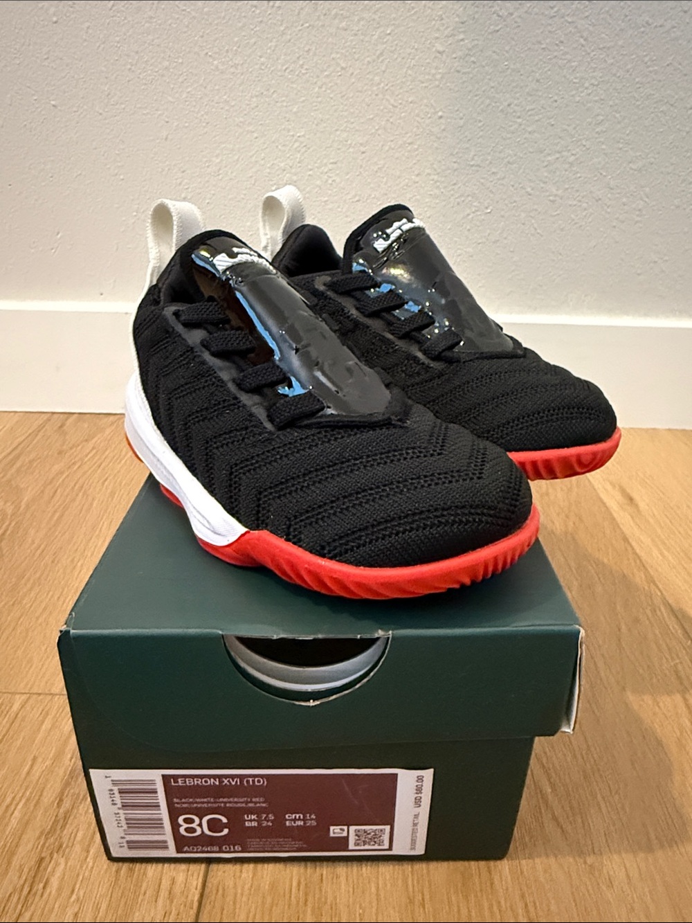 NIB Nike LeBron XVI (TD) Toddler Shoes 8C